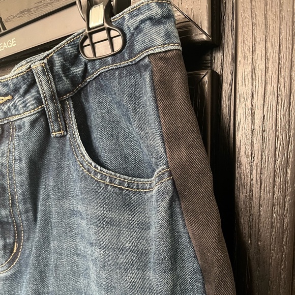 Wide leg denims with black side stripe. - Picture 2 of 7